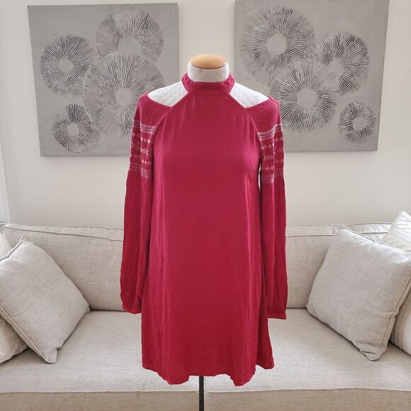 O'Neill | 'Mirage' Long Sleeve Relaxed Mini Dress - size Small in Red - Picture 2 of 10